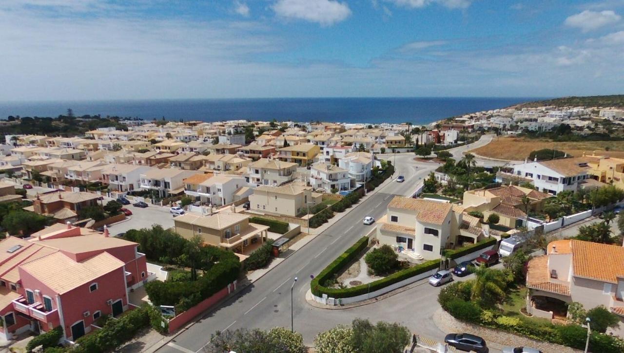 Brito Casa de Férias